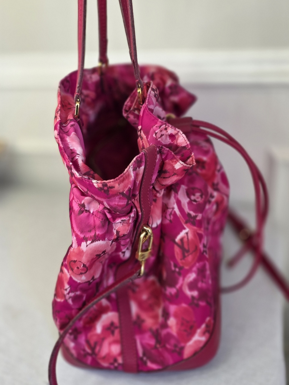 Louis Vuitton Noefull MM Ikat Monogram bag in the Indian Rose colorway - Picture 15 of 16